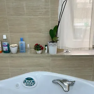 Cesare's Apartament Katania