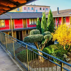 Easy Airport Sleep&fly Parking Apartament Bergamo